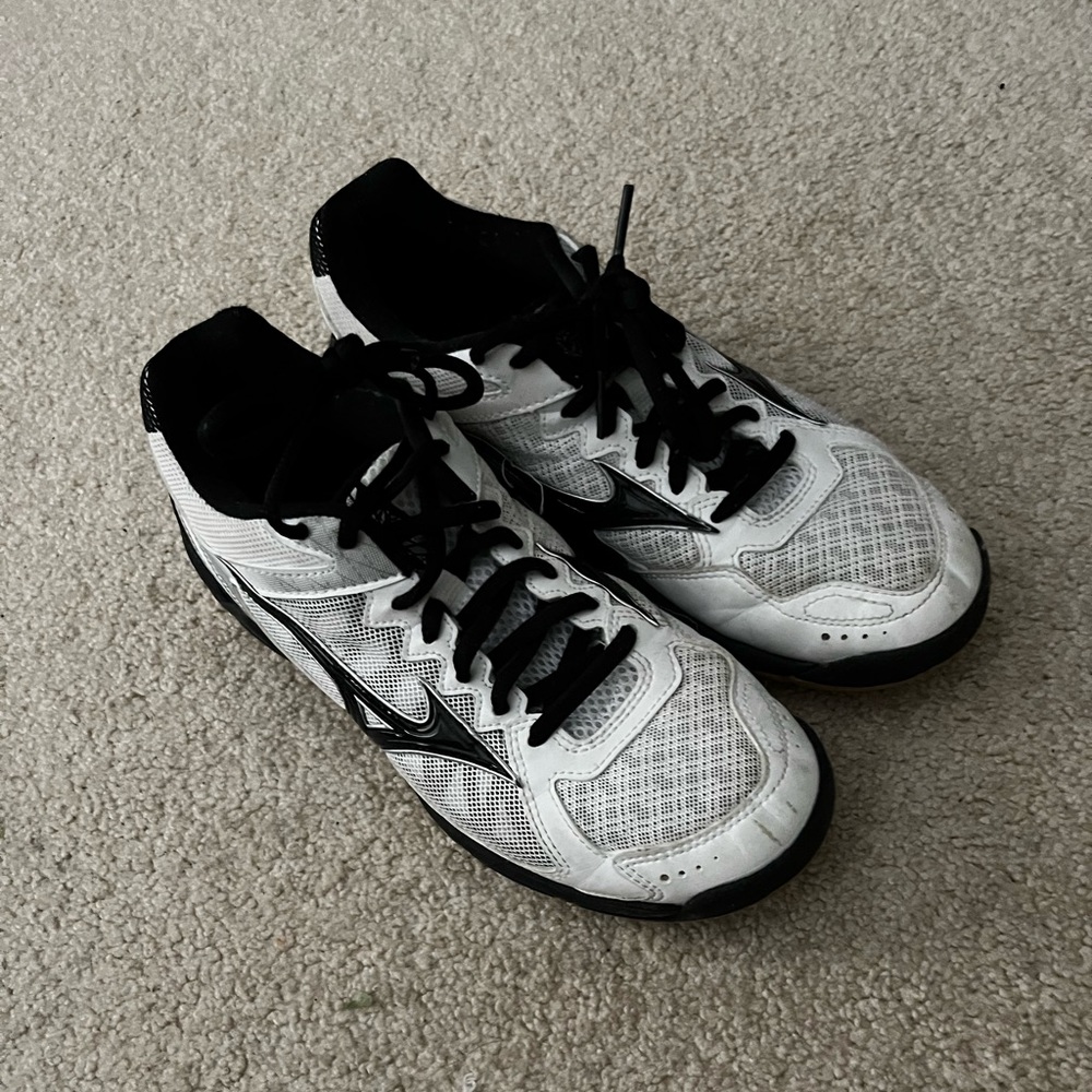 volleyball shoes